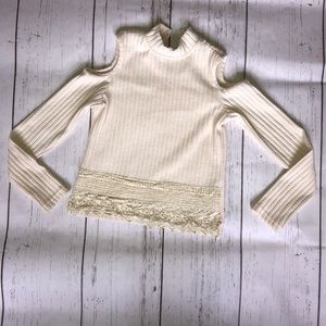 Never worn. Turtleneck crop sweater